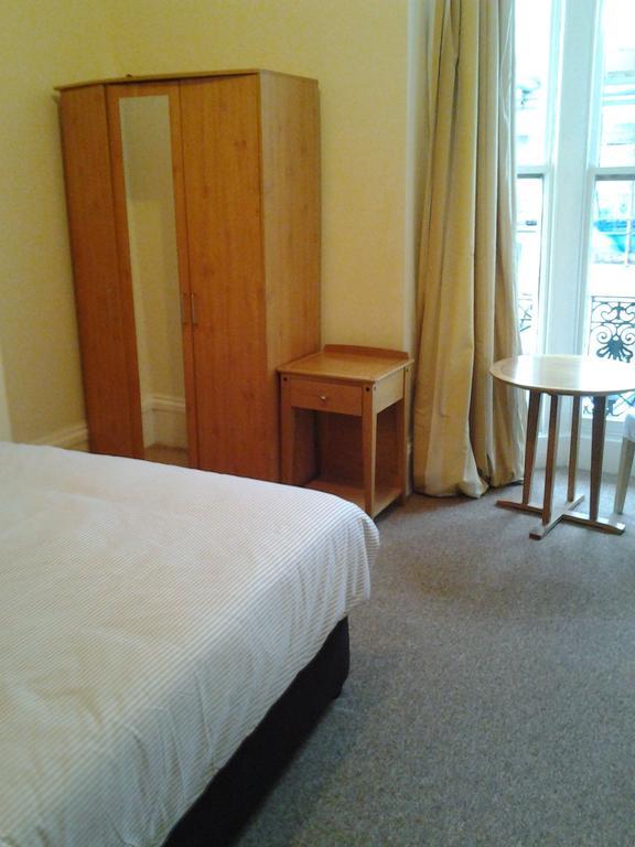 Sterling House Hotel Eastbourne Room photo